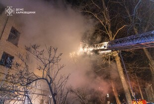 Масована атака по Харкову: є влучання в житлові будинки і пологовий, 19 постраждалих