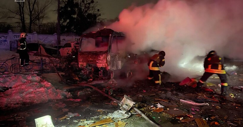 Нічний удар по Києву: є постраждала, пошкоджені авто, будинки і ДНЗ