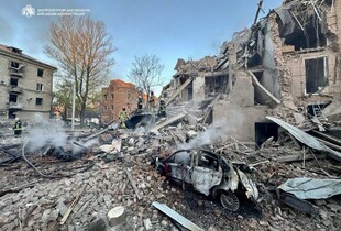 Ворог масовано атакував Дніпро: 14 травмованих, серед них є дитина